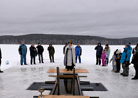 Праздник Крещения Господня на озере Кысыкуль