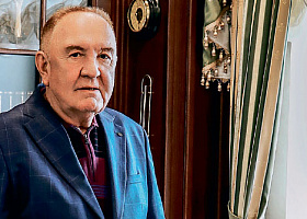 АЛЕКСАНДР ЗЕМЛЯНИЦЫН: во главе талантливых людей